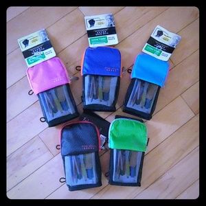 Bundle of 2 Five Star stand n' store pencil pouch